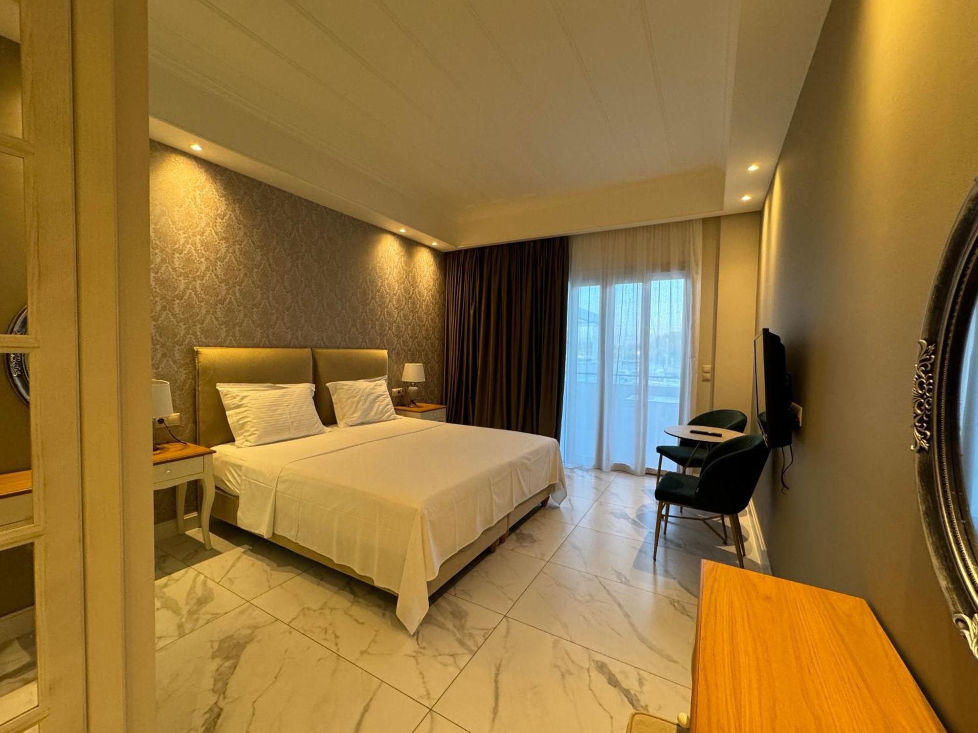 Iris Premium Lejlighedshotel Nydri  Eksteriør billede